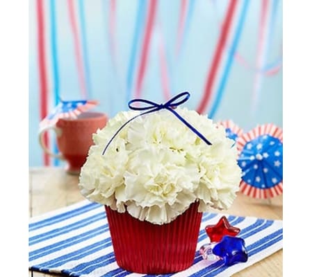 Red, White and Blooming Cupcake