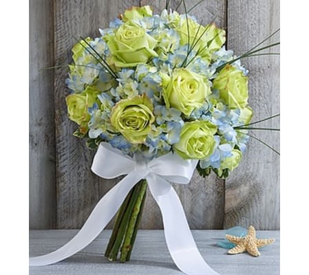 Beach Wedding Rose and Hydrangea Bouquet
