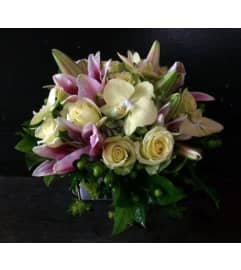 Sweet and Low. An arrangement by Toluca Lake Florist.