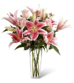Simple Perfection. An arrangement by Flowers By Stephanie.