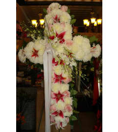 Cross White and Pink. An arrangement by Tarrytown Floral Designs.