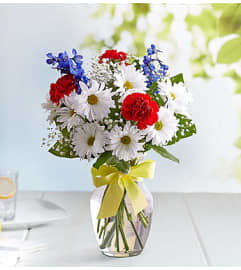 America the Great. An arrangement by Lynette's Flowers and Gifts.