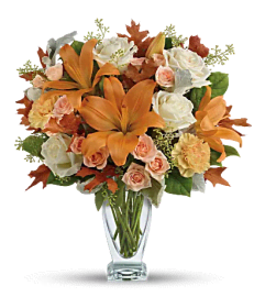 Seasonnal Sophistication. An arrangement by Fine's Flowers.