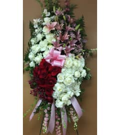 CUSTOMF-005. An arrangement by Creations de Belle.