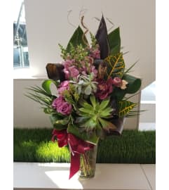 Sweet Ochi. An arrangement by Event Connoisseur Flowers and Gifts.