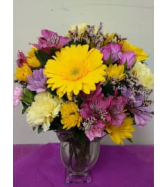 April Rays. An arrangement by Avenue Flowers and Gifts. April Rays. An arrangement by Avenue Flowers and Gifts.