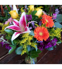 Magical Sunset. An arrangement by Flower Lane.