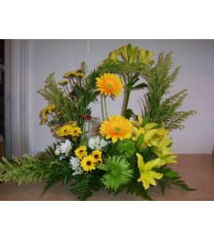 Ring of Fire. An arrangement by Doyle's Flower Shop.