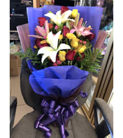 Sweet Bouquet 2. An arrangement by Flamingo Floral and Gifts.