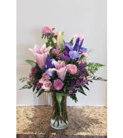 Camilla. An arrangement by Zaisers Florist and Greenhouse.