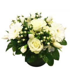 #sistermom. An arrangement by The Greenhouse Florist.