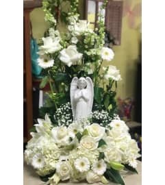 Lovely Angel. An arrangement by Santa Fe Florals and Events.