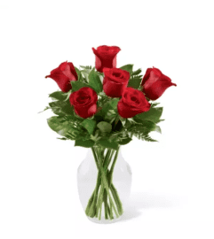 The Simply Enchanting™ Rose Bouquet by FTD. An arrangement by Floratechnics.