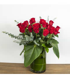 Red Beauty. An arrangement by Florique.
