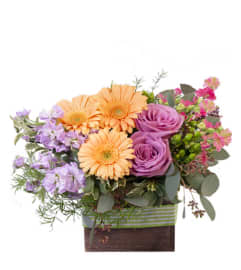 FSN - BLOOMING WILD FLOWERS. An arrangement by Erika's Flowers.