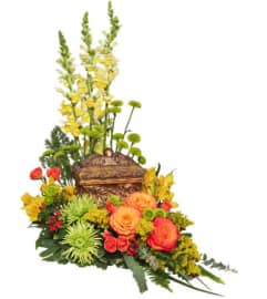 FSN-MEANINGFUL MEMORIAL. An arrangement by Erika's Flowers.