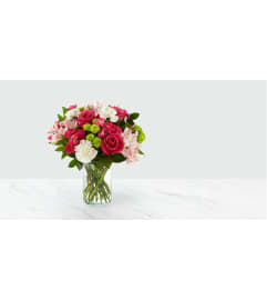 Sweet n Pretty Bqt. An arrangement by Hooray's From Hollywood Inc.