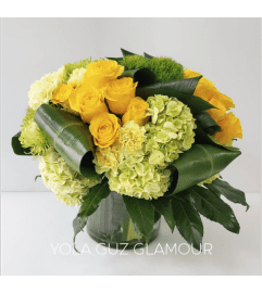 European Pave. An arrangement by Brickell Exclusive Blooms.