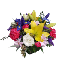 Spring Petals. An arrangement by Harriet's Flower and Gift Shop.