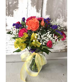 Field of Dreams. An arrangement by Metcalfe Florist and Pleasant View Greenhouses.