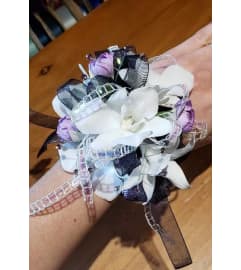 Ocean View Corsage. An arrangement by Zaisers Florist and Greenhouse.