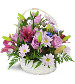 UFN Basket Full of Dreams. An arrangement by Blossoms On The Trail.