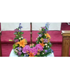 Wildflower urn surround. An arrangement by Flowers in Bloom.