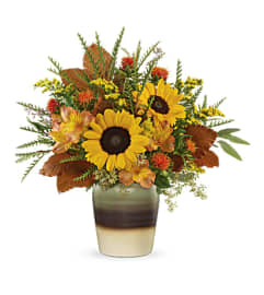 Thankfully Yours bqt. An arrangement by Hooray's From Hollywood Inc.
