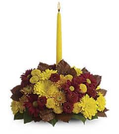 Friendsgiving Centerpiece. An arrangement by Love Story Florist.