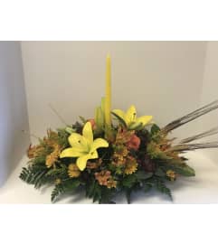 Thanksgiving Centerpiece #2. An arrangement by Thurston Flowers.