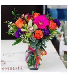 Think Happiness. An arrangement by In Bloom.