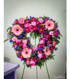 Graceful Unity. An arrangement by Floral Images.