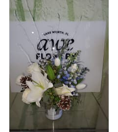 Wonderful Winter. An arrangement by Awe Flowers.