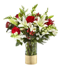 OUR GOLDEN HOLIDAY BOUQUET. An arrangement by Floral Insight.