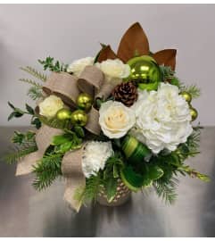 Hillcrest Starlight Starbright. An arrangement by Hillcrest Florist.