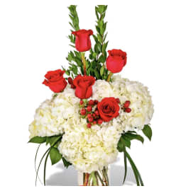 Passionate Kiss. An arrangement by Flower Lane.