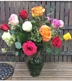 Mixed Color Roses. An arrangement by Deep Creek Floral. Mixed Color Roses. An arrangement by Deep Creek Floral.
