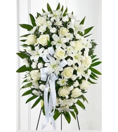 Spray delux. An arrangement by Geni's Florist and Gifts.