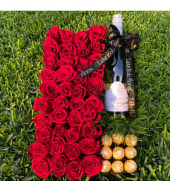 Lovely Roses. An arrangement by Lake Eola Florist.