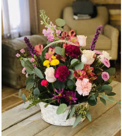 Pretty Woman Basket. An arrangement by Kelly Ann's Floral.
