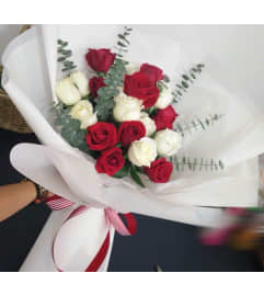 BD1. An arrangement by Win's Flowers.