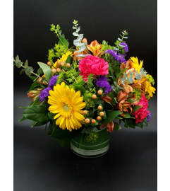 TUTTI FRUTTI. An arrangement by Hours of Flowers.