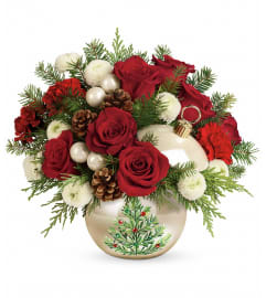 Twinkling Ornament (Teleflora). An arrangement by Sueppel's Flowers.