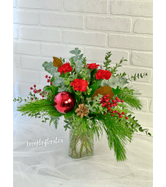 True North. An arrangement by Brooklin Floral and Garden Shoppe Inc..