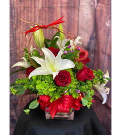 Time for love. An arrangement by Flower Snobs at Cityview.