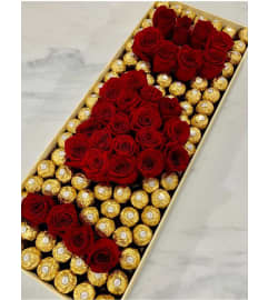 SWEET ENCHANTED LOVE. An arrangement by Butterflies Flower Shop.