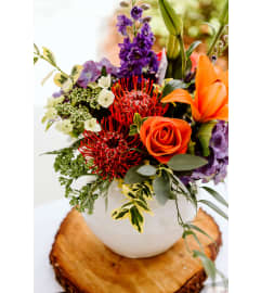 Sunrise Snohomish. An arrangement by The Petal and the Stem.