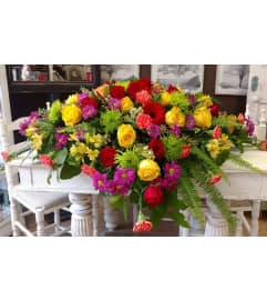 Love and Remembrance Blanket. An arrangement by In Bloom.