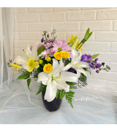Star Light. An arrangement by Brooklin Floral and Garden Shoppe Inc..