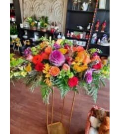 Shades of Fall Center Piece. An arrangement by Mamaroneck Flowers.